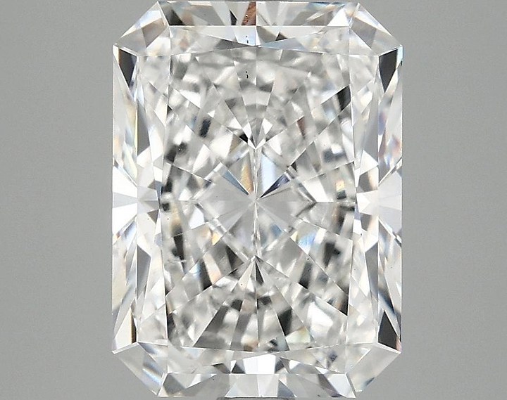 3.54 Carat Radiant Shaped Excellent Cut VS2 IGI Certified Lab Grown Diamond