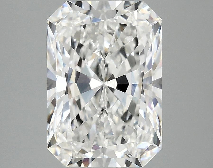 3.09 Carat Radiant Shaped Ideal Cut VVS2 IGI Certified Lab Grown Diamond