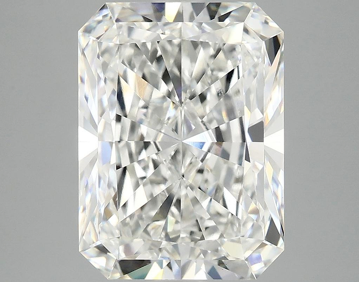5.04 Carat Radiant Shaped Excellent Cut VS1 IGI Certified Lab Grown Diamond