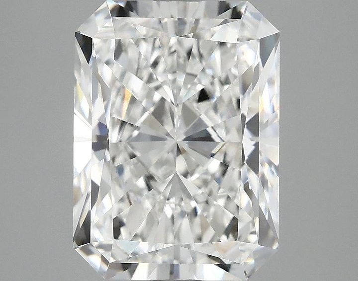 4.01 Carat Radiant Shaped Excellent Cut VS1 IGI Certified Lab Grown Diamond