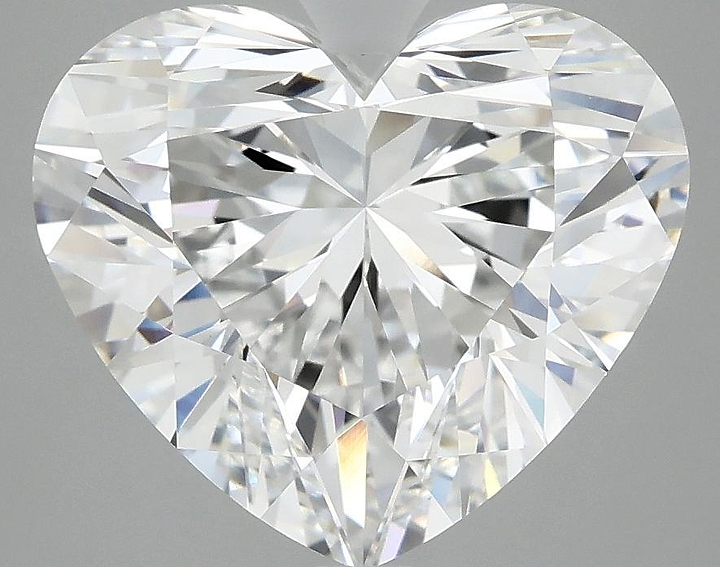 5.07 Carat Heart Shaped Ideal Cut VVS2 IGI Certified Lab Grown Diamond