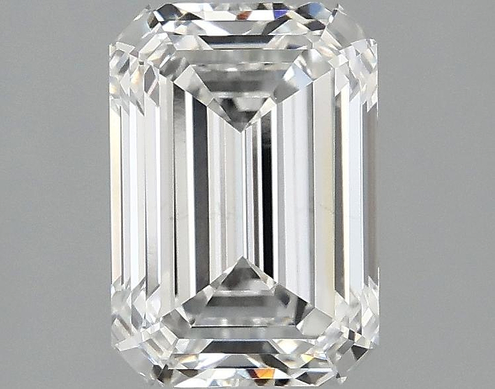 2.06 Carat Emerald Shaped Ideal Cut VS1 IGI Certified Lab Grown Diamond