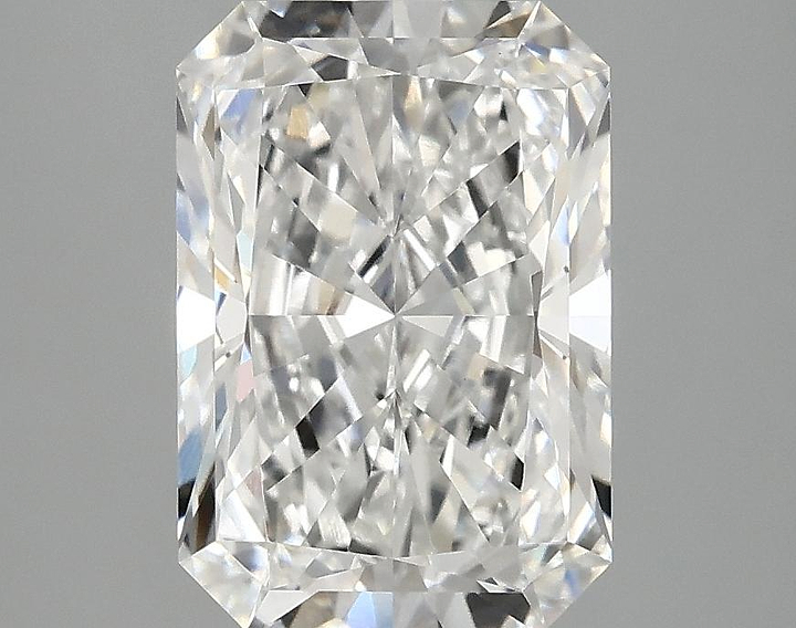 3.07 Carat Radiant Shaped Ideal Cut VS1 IGI Certified Lab Grown Diamond