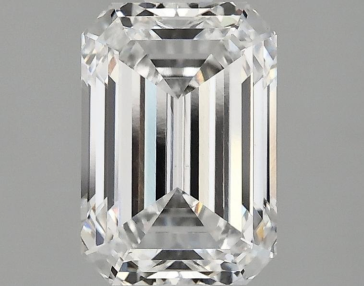 2.1 Carat Emerald Shaped Ideal Cut VS1 IGI Certified Lab Grown Diamond