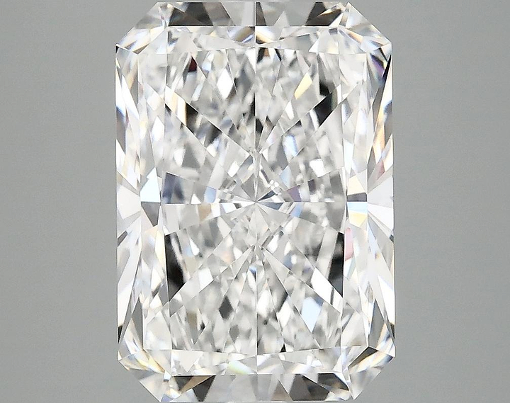 4.54 Carat Radiant Shaped Ideal Cut VVS2 IGI Certified Lab Grown Diamond