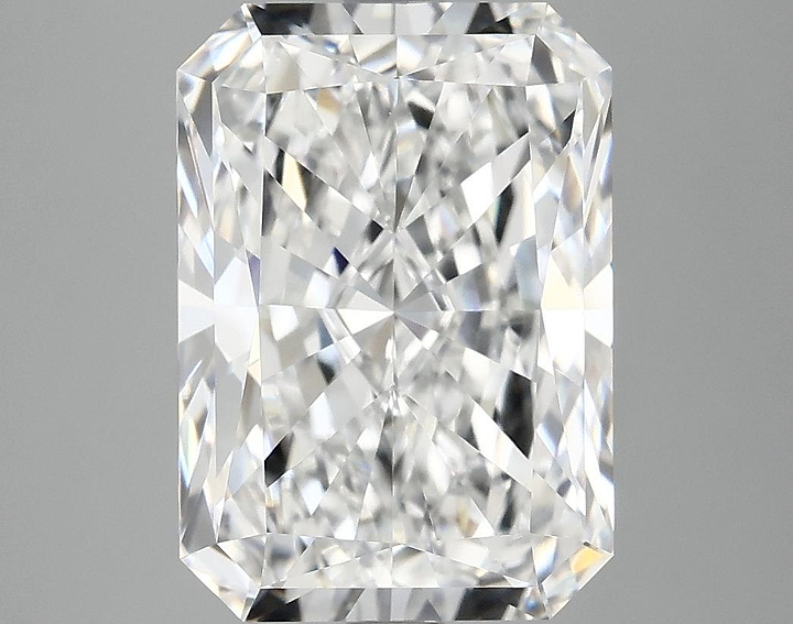 4.89 Carat Radiant Shaped Ideal Cut VVS2 IGI Certified Lab Grown Diamond