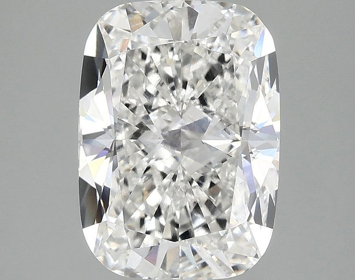 2.9 Carat Cushion Shaped Excellent Cut VS1 IGI Certified Lab Grown Diamond