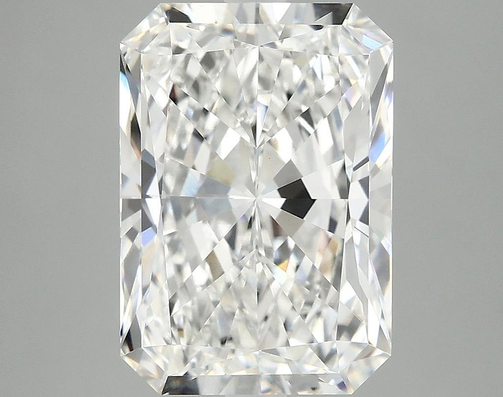 4.91 Carat Radiant Shaped Ideal Cut VVS2 IGI Certified Lab Grown Diamond