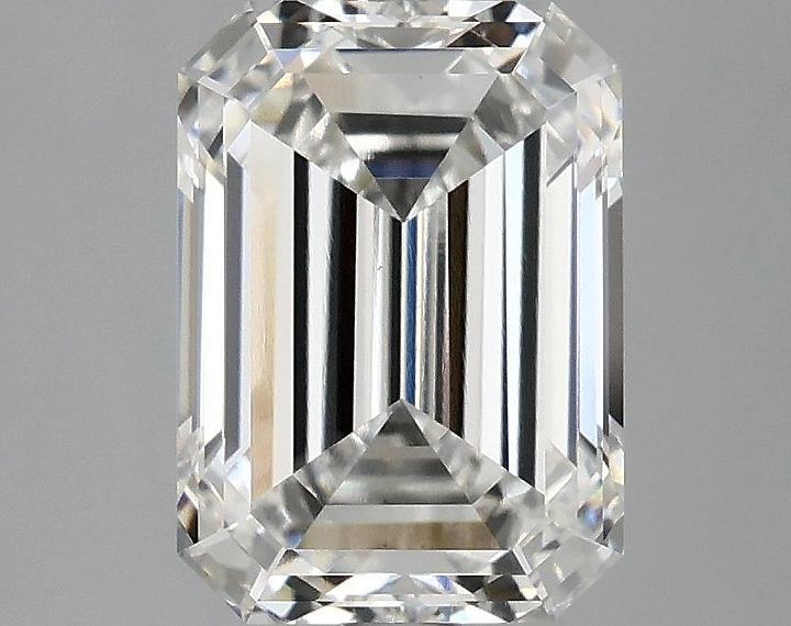 3.09 Carat Emerald Shaped Ideal Cut VS1 IGI Certified Lab Grown Diamond