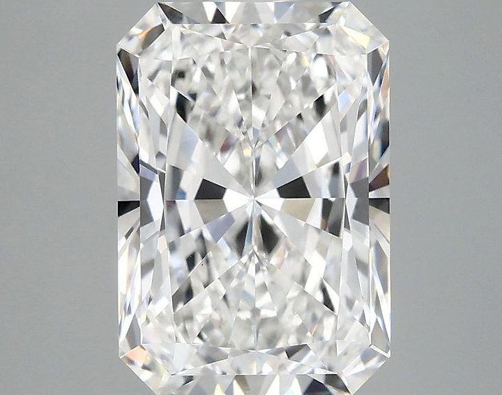 3.05 Carat Radiant Shaped Ideal Cut VS1 IGI Certified Lab Grown Diamond