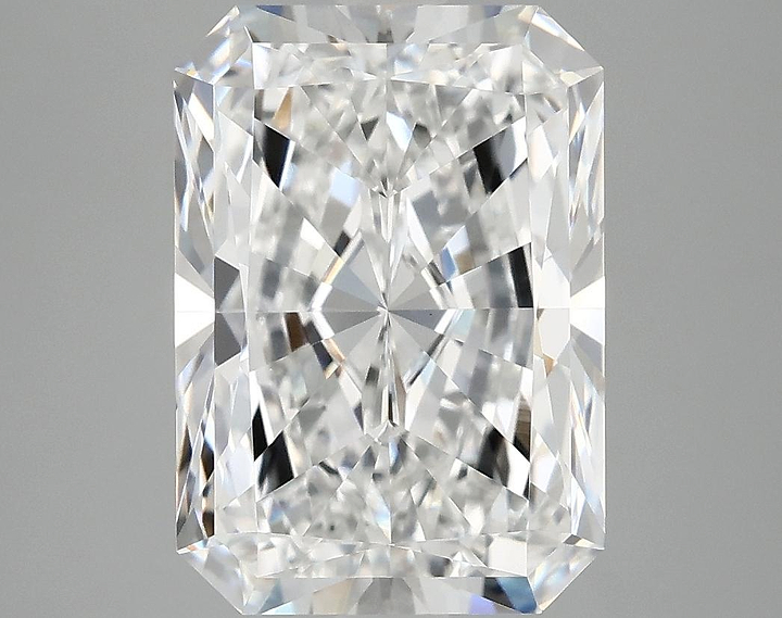 4.9 Carat Radiant Shaped Ideal Cut VVS2 IGI Certified Lab Grown Diamond