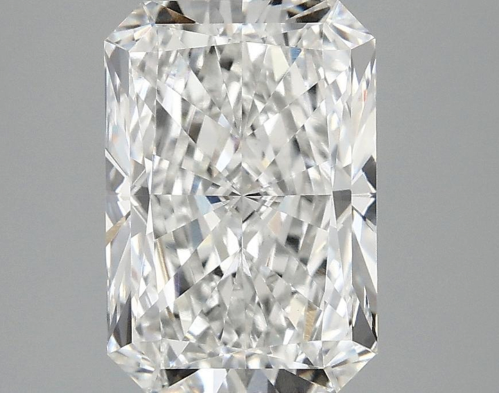 3.01 Carat Radiant Shaped Ideal Cut VVS2 IGI Certified Lab Grown Diamond