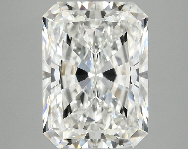 4.99 Carat Radiant Shaped Excellent Cut VVS2 IGI Certified Lab Grown Diamond