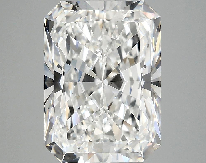 4.94 Carat Radiant Shaped Excellent Cut VS1 IGI Certified Lab Grown Diamond