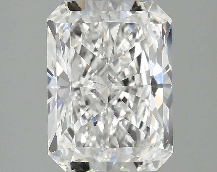 3.0 Carat Radiant Shaped Excellent Cut VS1 IGI Certified Lab Grown Diamond