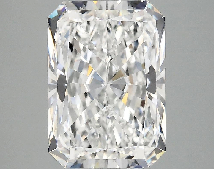 4.28 Carat Radiant Shaped Ideal Cut VVS2 IGI Certified Lab Grown Diamond