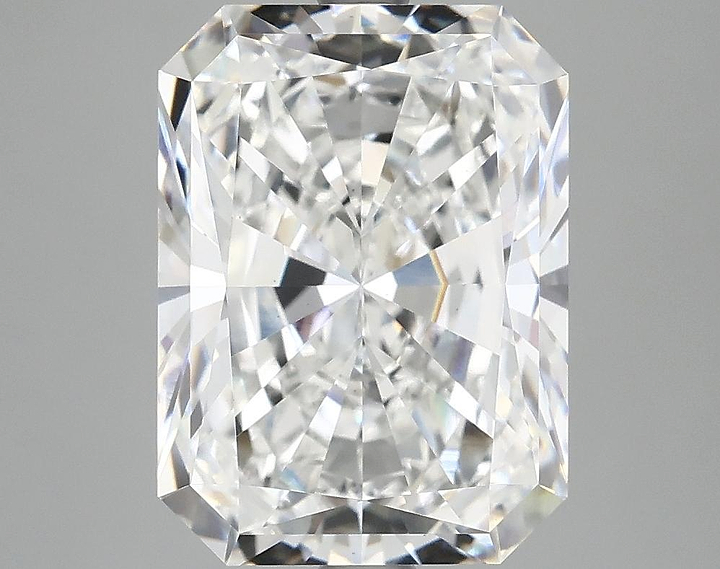 4.9 Carat Radiant Shaped Excellent Cut VS1 IGI Certified Lab Grown Diamond