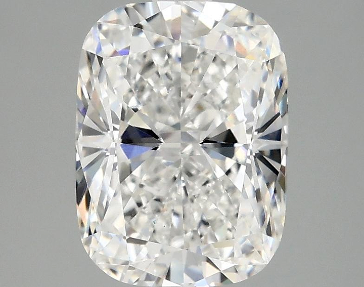 2.5 Carat Cushion Shaped Excellent Cut VS1 IGI Certified Lab Grown Diamond