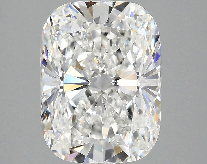3.09 Carat Cushion Shaped Excellent Cut VVS2 IGI Certified Lab Grown Diamond