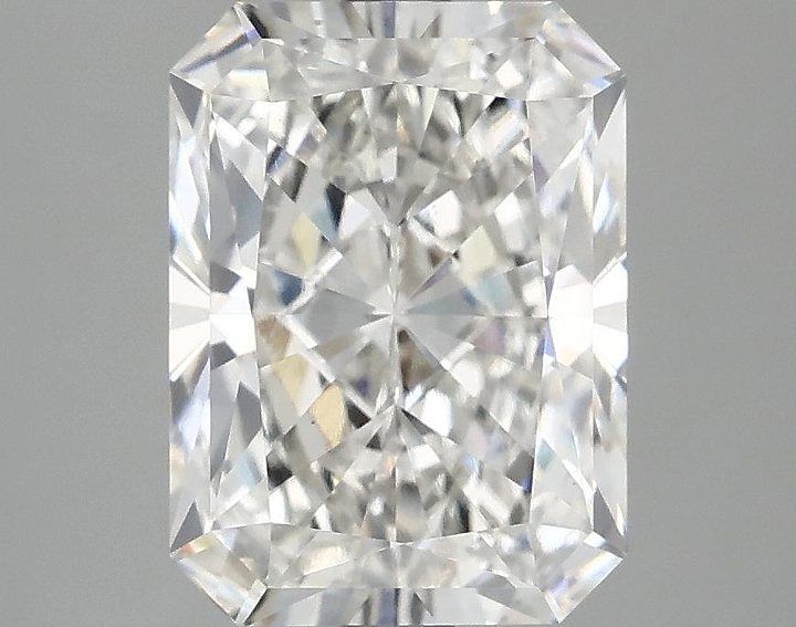 3.4 Carat Radiant Shaped Excellent Cut VS2 IGI Certified Lab Grown Diamond