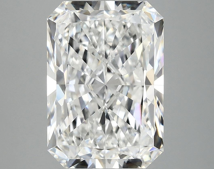 4.99 Carat Radiant Shaped Ideal Cut VVS2 IGI Certified Lab Grown Diamond