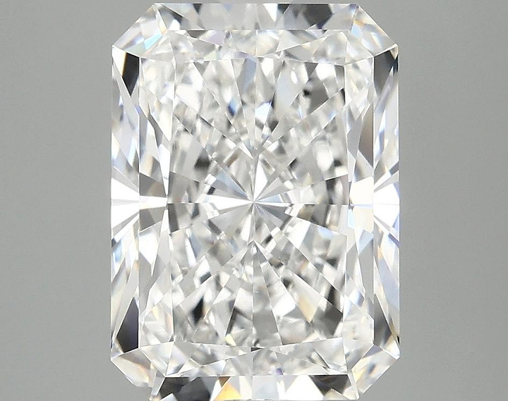 4.03 Carat Radiant Shaped Excellent Cut VS1 IGI Certified Lab Grown Diamond