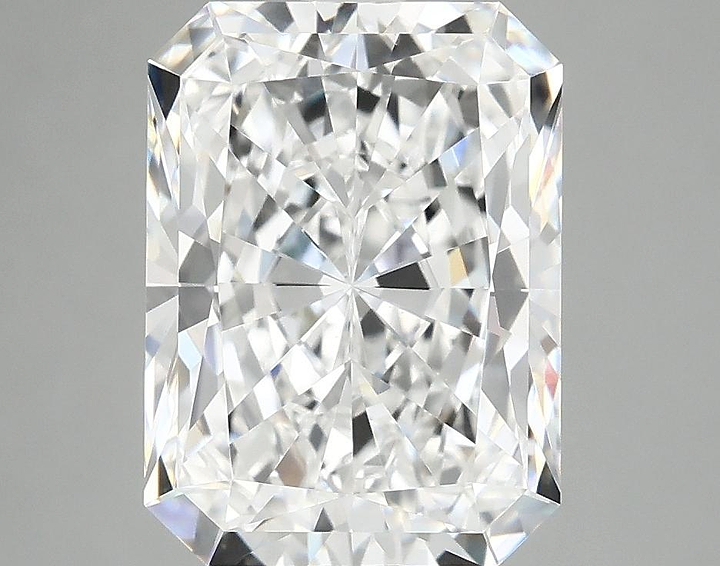 4.13 Carat Radiant Shaped Excellent Cut VVS2 IGI Certified Lab Grown Diamond