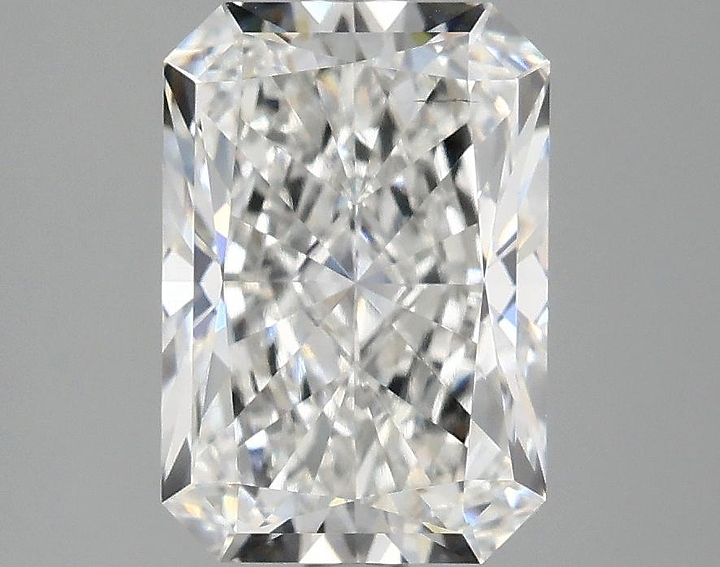 3.02 Carat Radiant Shaped Ideal Cut VS2 IGI Certified Lab Grown Diamond