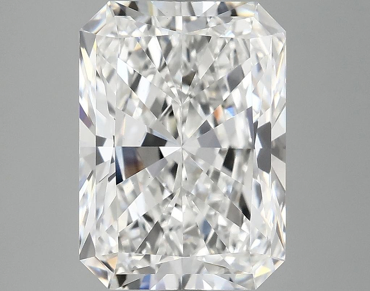 4.98 Carat Radiant Shaped Excellent Cut VS1 IGI Certified Lab Grown Diamond