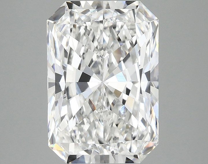 4.06 Carat Radiant Shaped Ideal Cut VVS2 IGI Certified Lab Grown Diamond