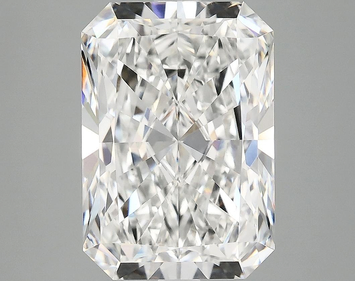 4.94 Carat Radiant Shaped Ideal Cut VVS2 IGI Certified Lab Grown Diamond
