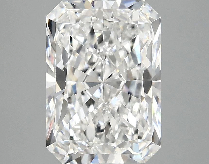 3.02 Carat Radiant Shaped Ideal Cut VS2 IGI Certified Lab Grown Diamond