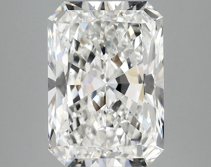 4.03 Carat Radiant Shaped Ideal Cut VS2 IGI Certified Lab Grown Diamond