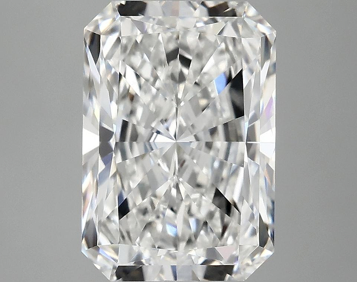 3.82 Carat Radiant Shaped Ideal Cut VS1 IGI Certified Lab Grown Diamond