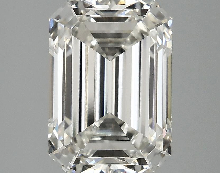 3.08 Carat Emerald Shaped Ideal Cut VVS2 IGI Certified Lab Grown Diamond