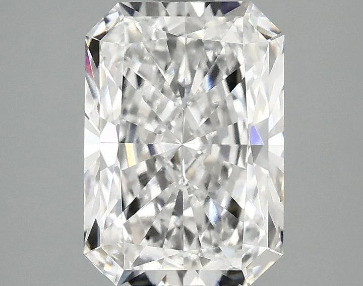 2.57 Carat Radiant Shaped Ideal Cut VS1 IGI Certified Lab Grown Diamond