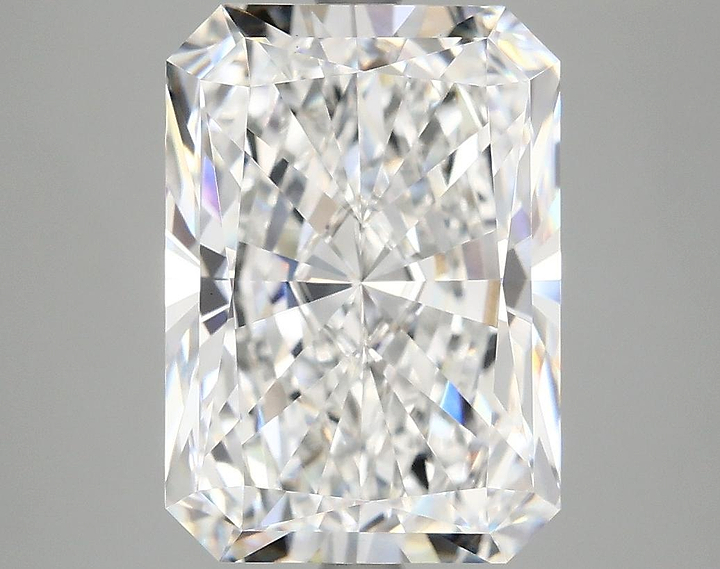 5.06 Carat Radiant Shaped Ideal Cut VVS2 IGI Certified Lab Grown Diamond