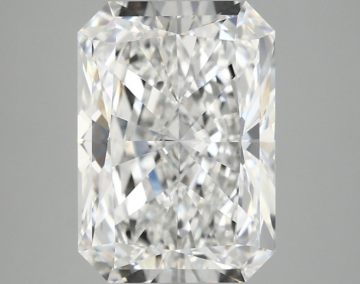 4.95 Carat Radiant Shaped Ideal Cut VVS2 IGI Certified Lab Grown Diamond