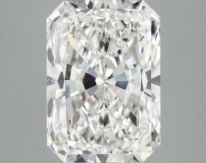 4.94 Carat Radiant Shaped Ideal Cut VS1 IGI Certified Lab Grown Diamond