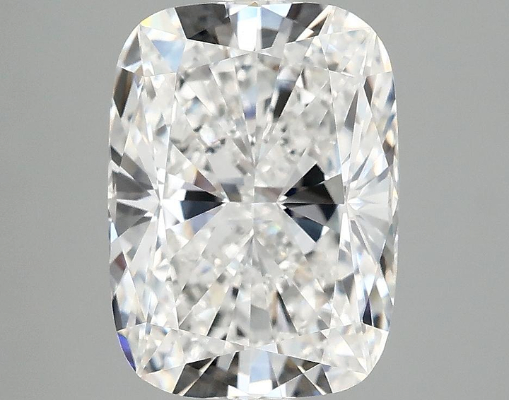 3.09 Carat Cushion Shaped Excellent Cut VVS2 IGI Certified Lab Grown Diamond