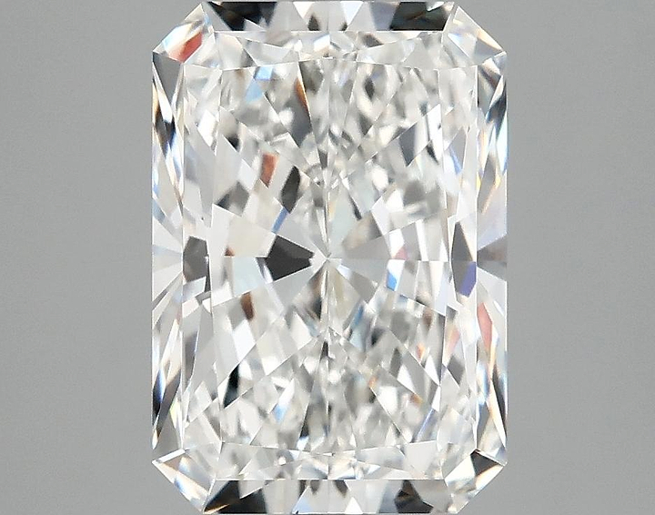 4.02 Carat Radiant Shaped Ideal Cut VVS2 IGI Certified Lab Grown Diamond