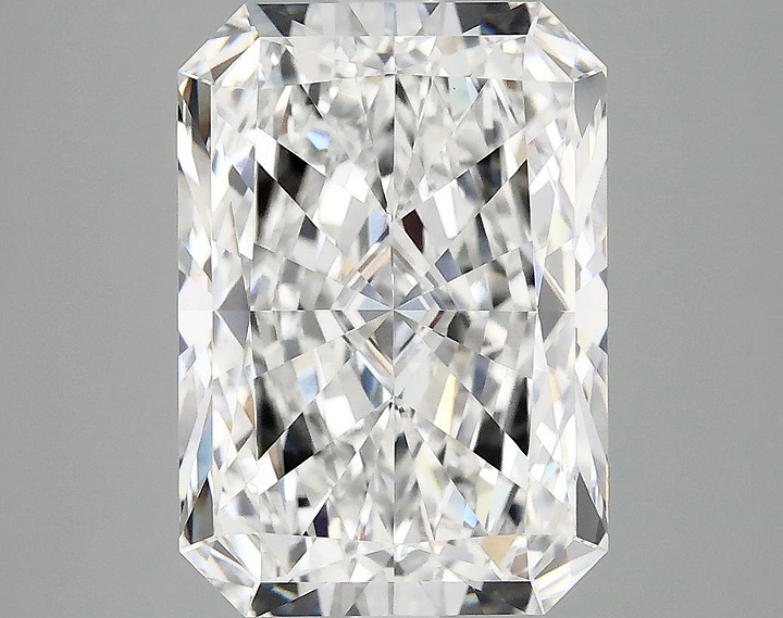 4.89 Carat Radiant Shaped Ideal Cut VVS2 IGI Certified Lab Grown Diamond