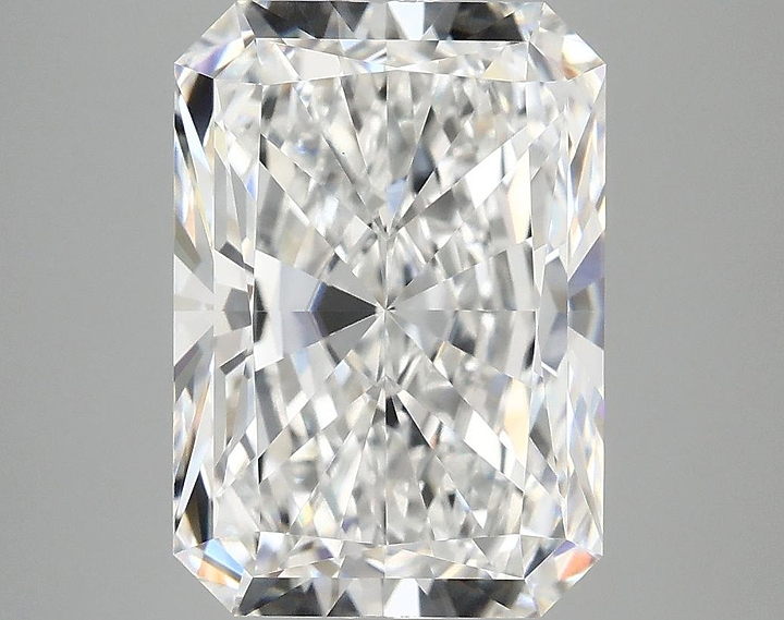 4.98 Carat Radiant Shaped Ideal Cut VS1 IGI Certified Lab Grown Diamond
