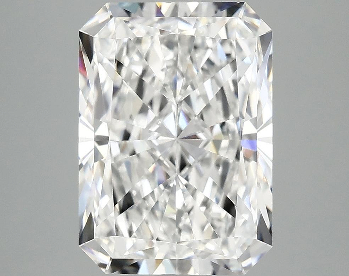 4.12 Carat Radiant Shaped Ideal Cut VVS2 IGI Certified Lab Grown Diamond