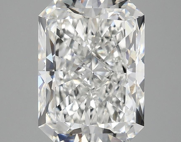 3.03 Carat Radiant Shaped Excellent Cut VVS2 IGI Certified Lab Grown Diamond
