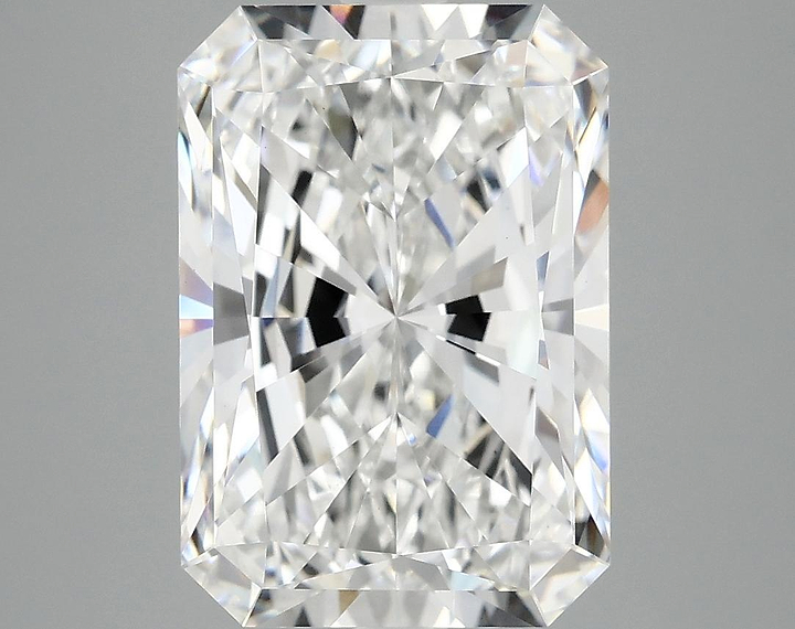 4.93 Carat Radiant Shaped Ideal Cut VS1 IGI Certified Lab Grown Diamond