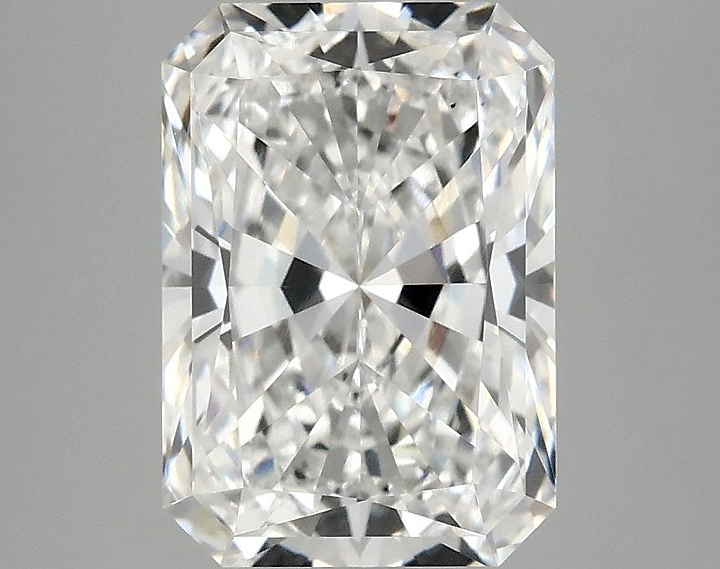 3.15 Carat Radiant Shaped Ideal Cut VS1 IGI Certified Lab Grown Diamond