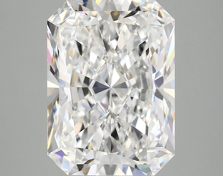 4.18 Carat Radiant Shaped Excellent Cut VVS2 IGI Certified Lab Grown Diamond