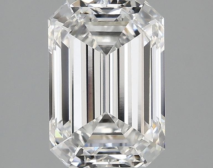 2.31 Carat Emerald Shaped Ideal Cut VS1 IGI Certified Lab Grown Diamond