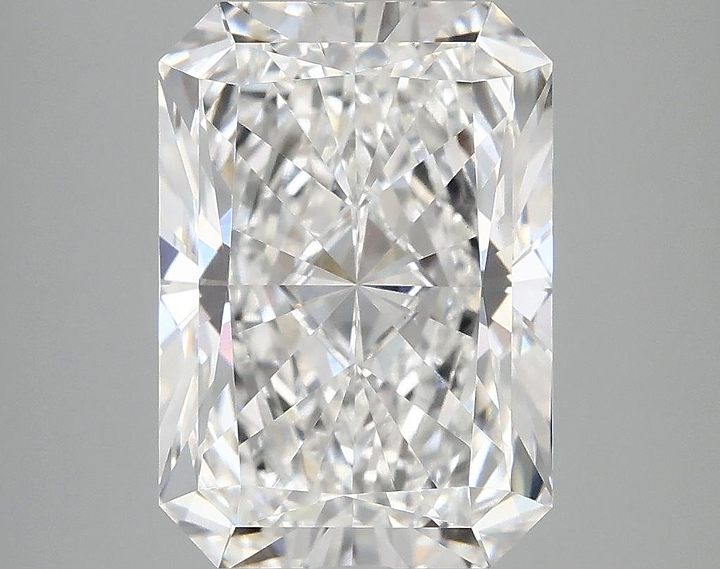 4.89 Carat Radiant Shaped Ideal Cut VVS2 IGI Certified Lab Grown Diamond